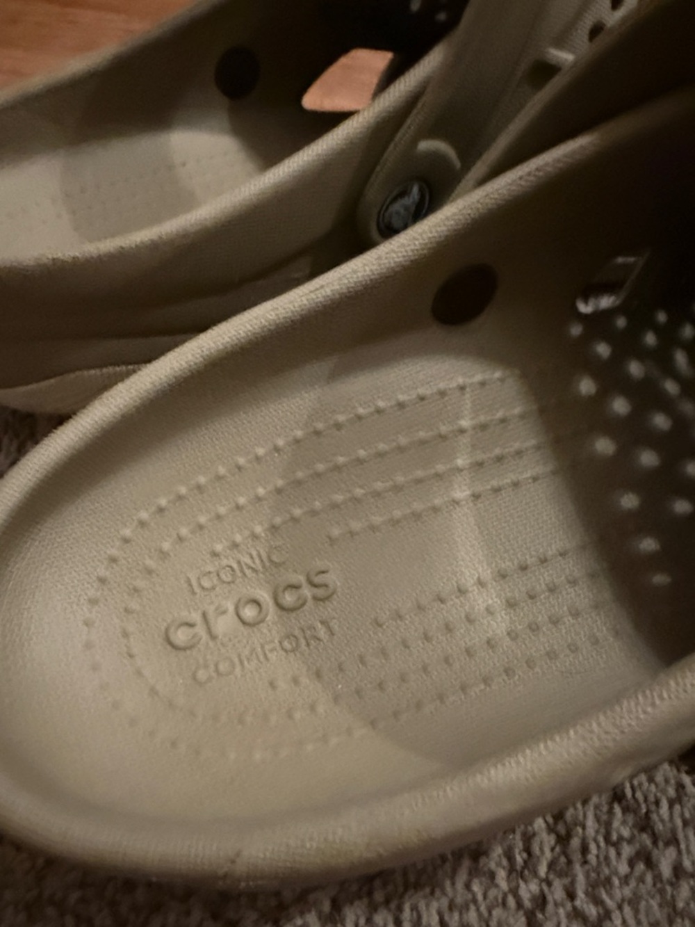 Men’s Crocs - Picture 4 of 5